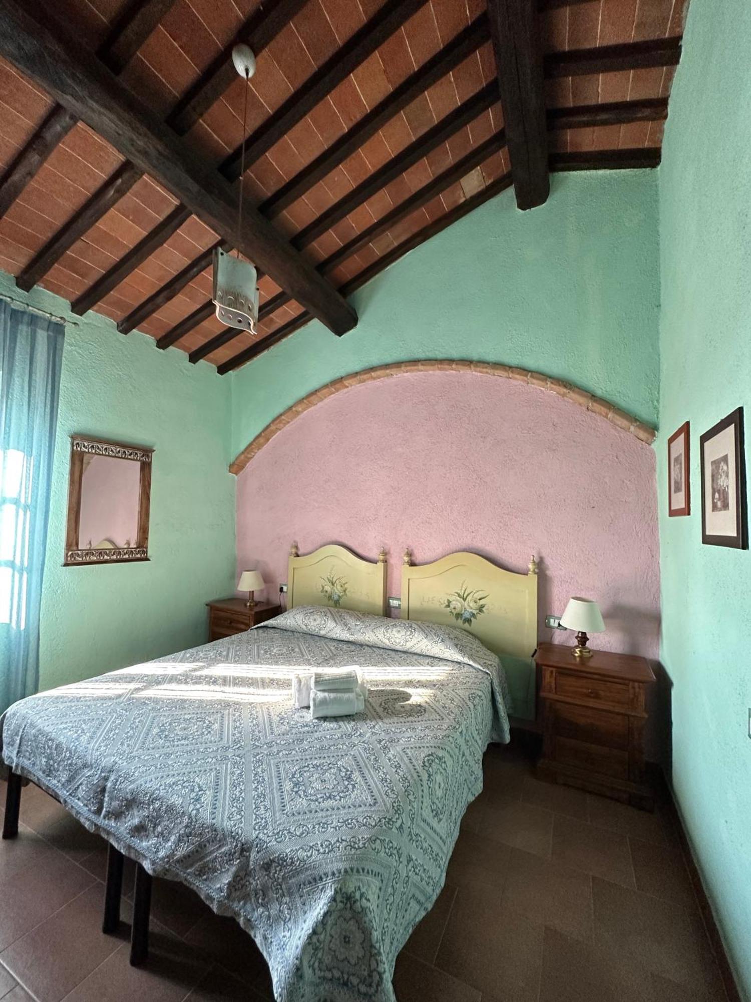 Borgo Tignano Daire Casole dʼElsa Dış mekan fotoğraf