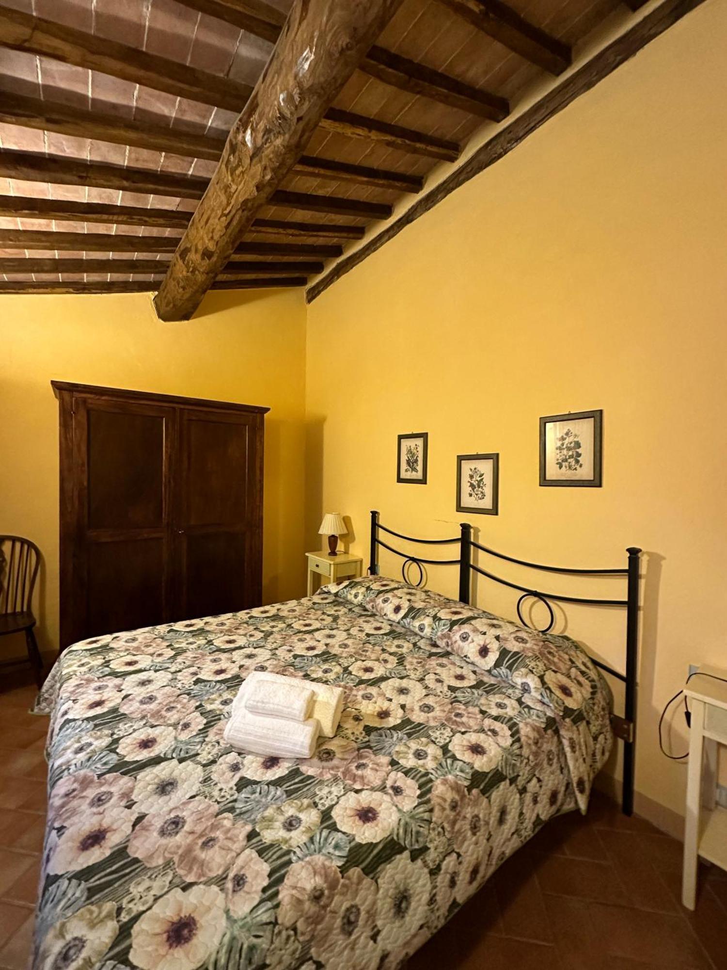 Borgo Tignano Daire Casole dʼElsa Dış mekan fotoğraf